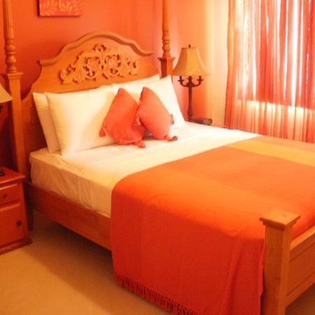Inn Flight Suites Piarco Exterior photo