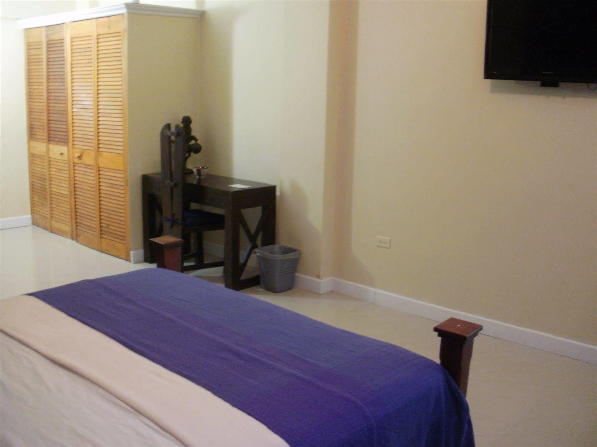 Inn Flight Suites Piarco Exterior photo