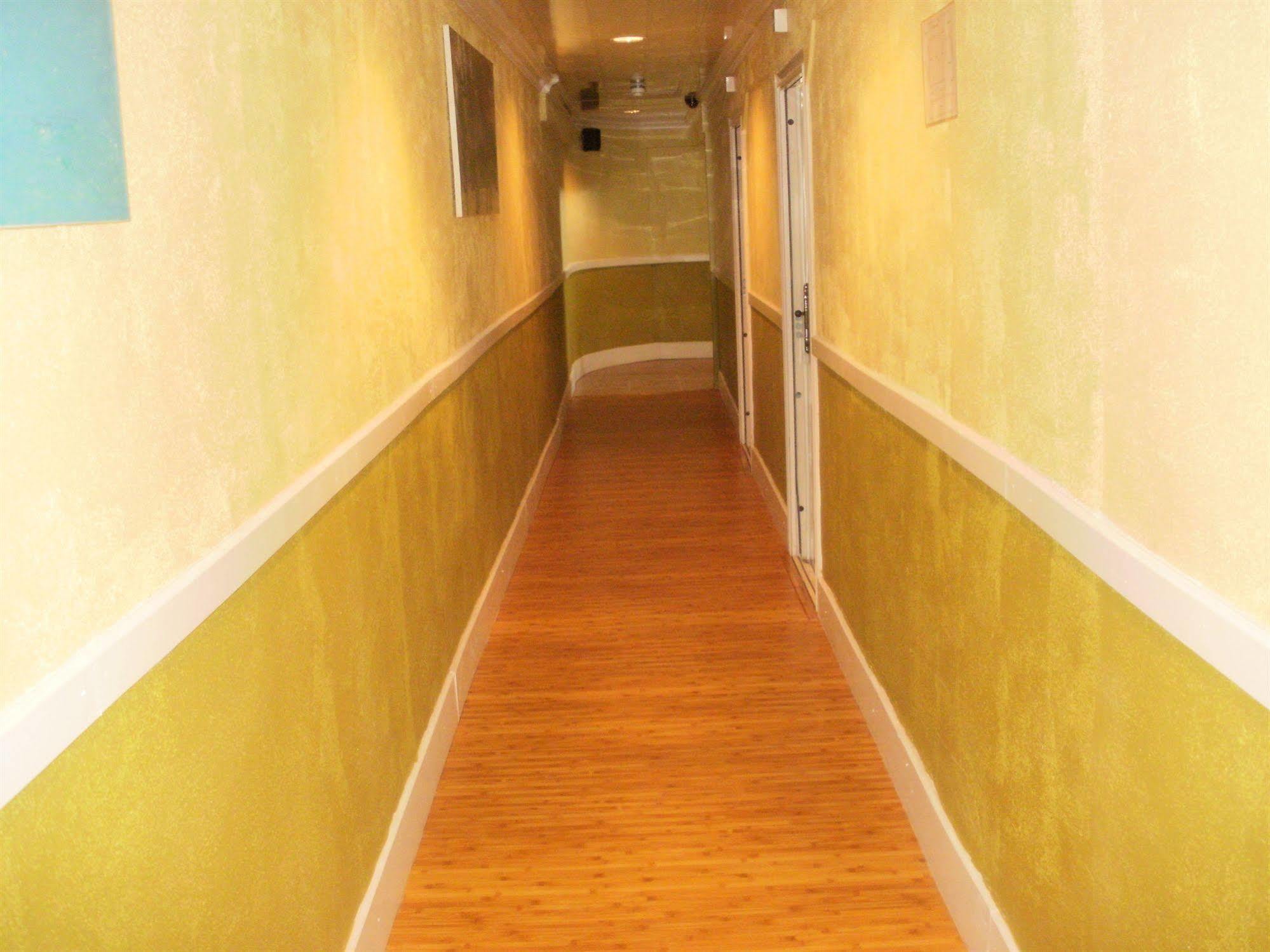 Inn Flight Suites Piarco Exterior photo